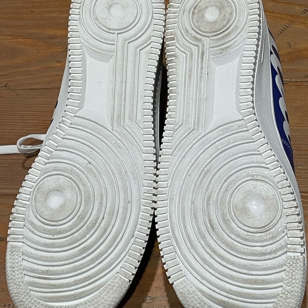 Classic Blue and White Men's Sneakers - Picture 4 of 5
